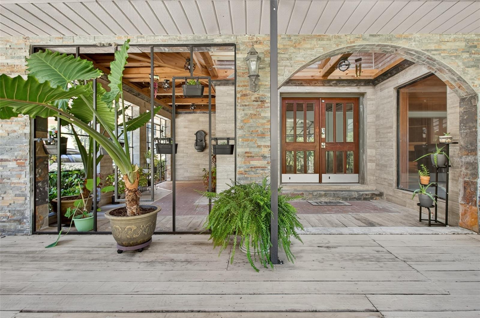 Listing photo id 67 for 12903 112th Avenue