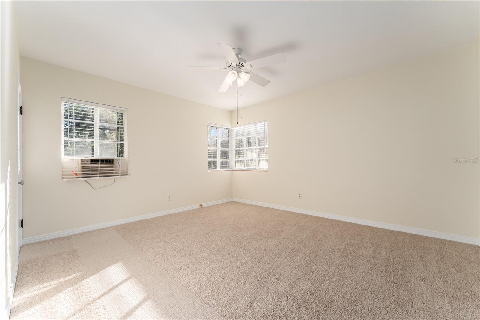 Image 10 of 75 For 1067 11th Terrace