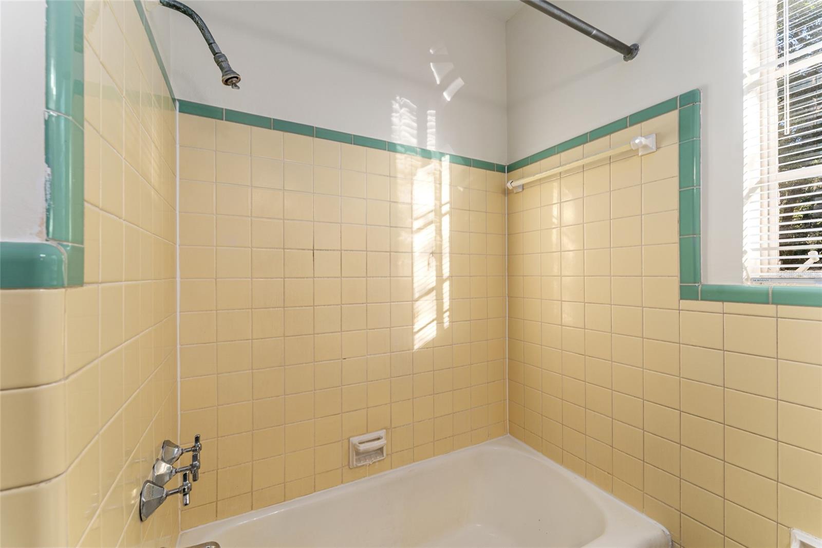 Image 46 of 75 For 1067 11th Terrace