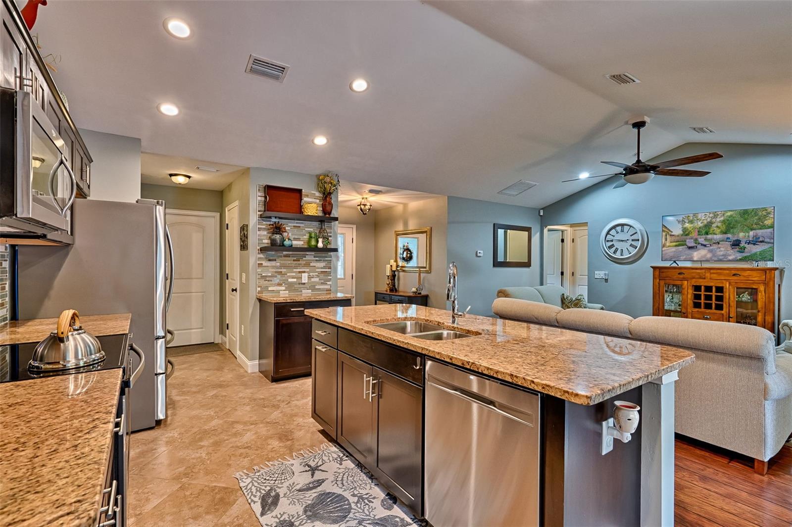 Image 12 of 46 For 20388 249th Way