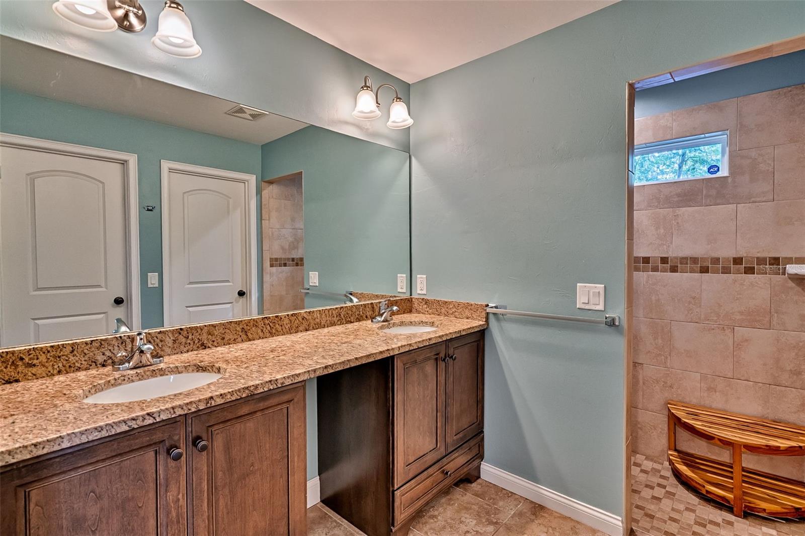 Image 19 of 46 For 20388 249th Way