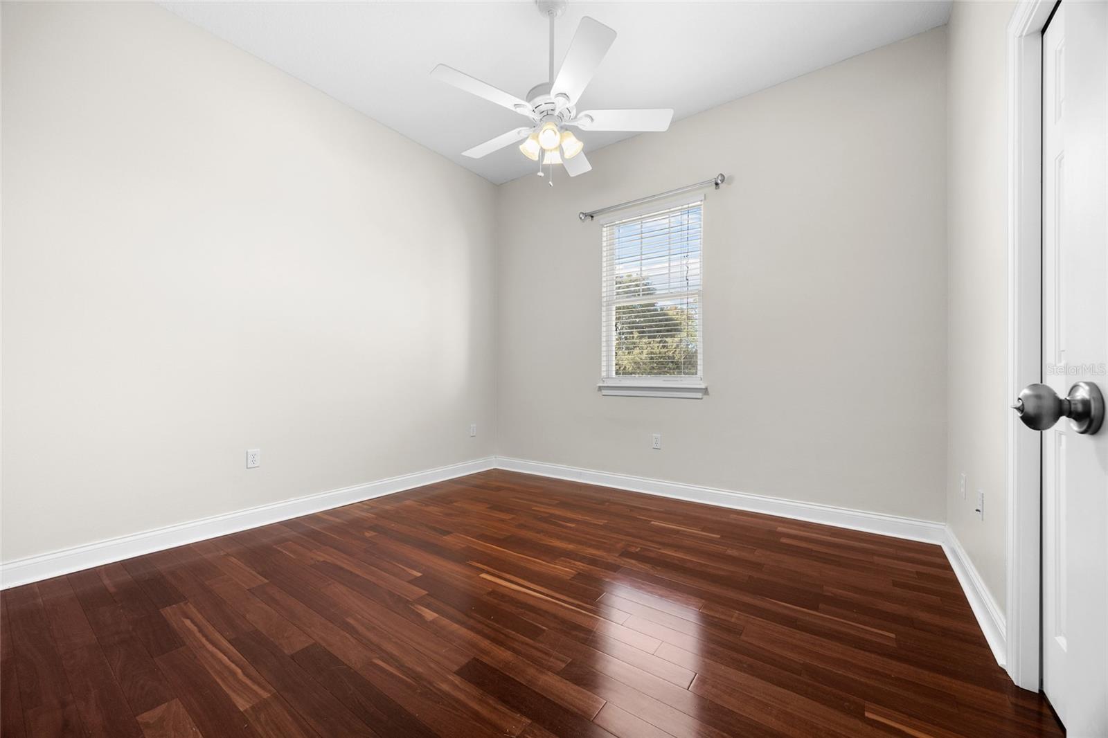 Image 19 of 33 For 16609 166th Drive