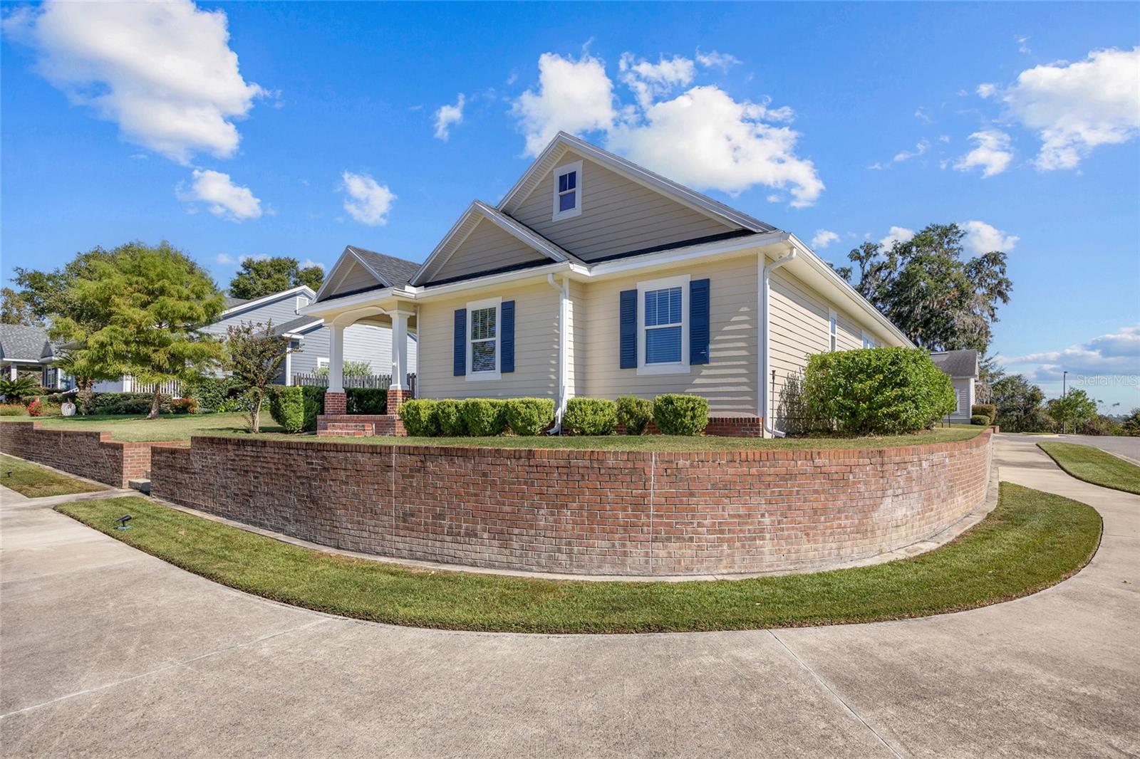 Image 28 of 33 For 16609 166th Drive