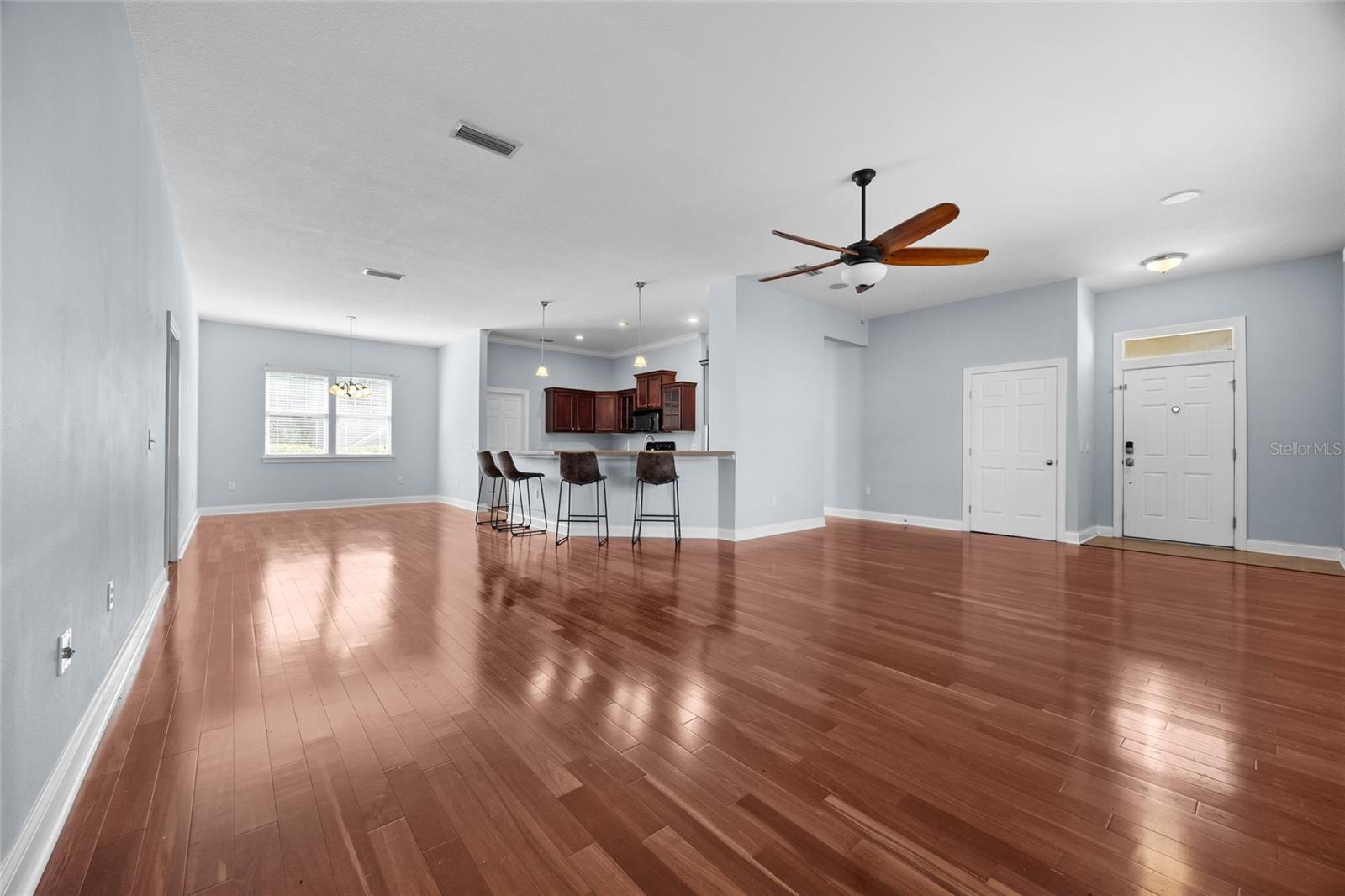 Image 3 of 33 For 16609 166th Drive