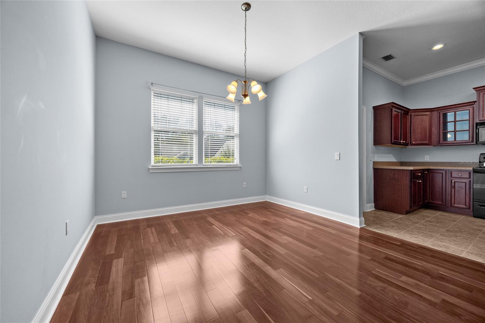 Image 6 of 33 For 16609 166th Drive