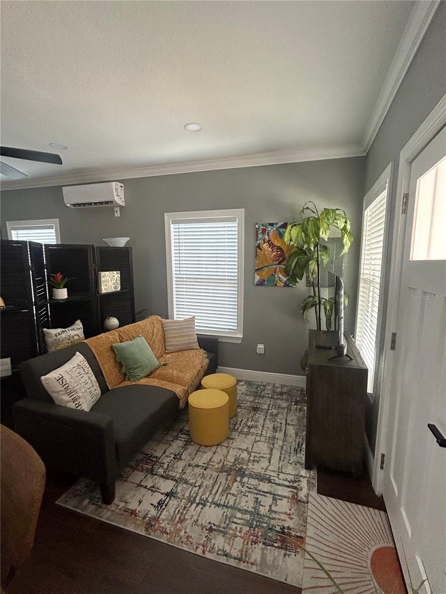 Image 2 of 7 For 315 4th Place