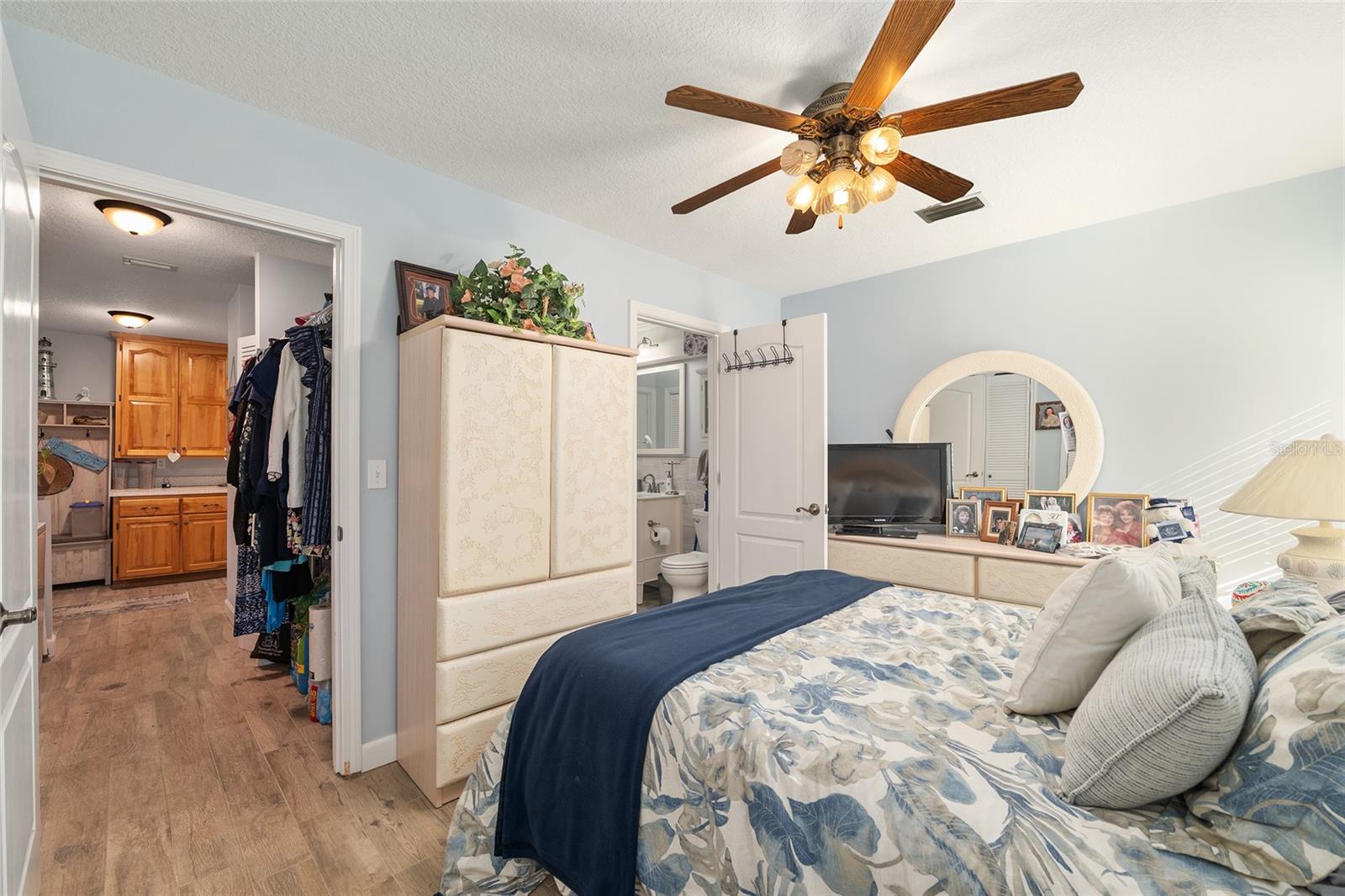 Image 29 of 89 For 5119 Heskett Lane