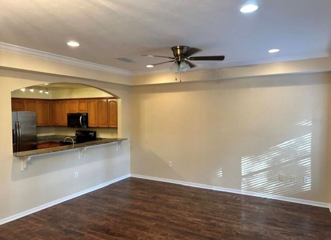 Image 5 of 9 For 542 39th Road 404