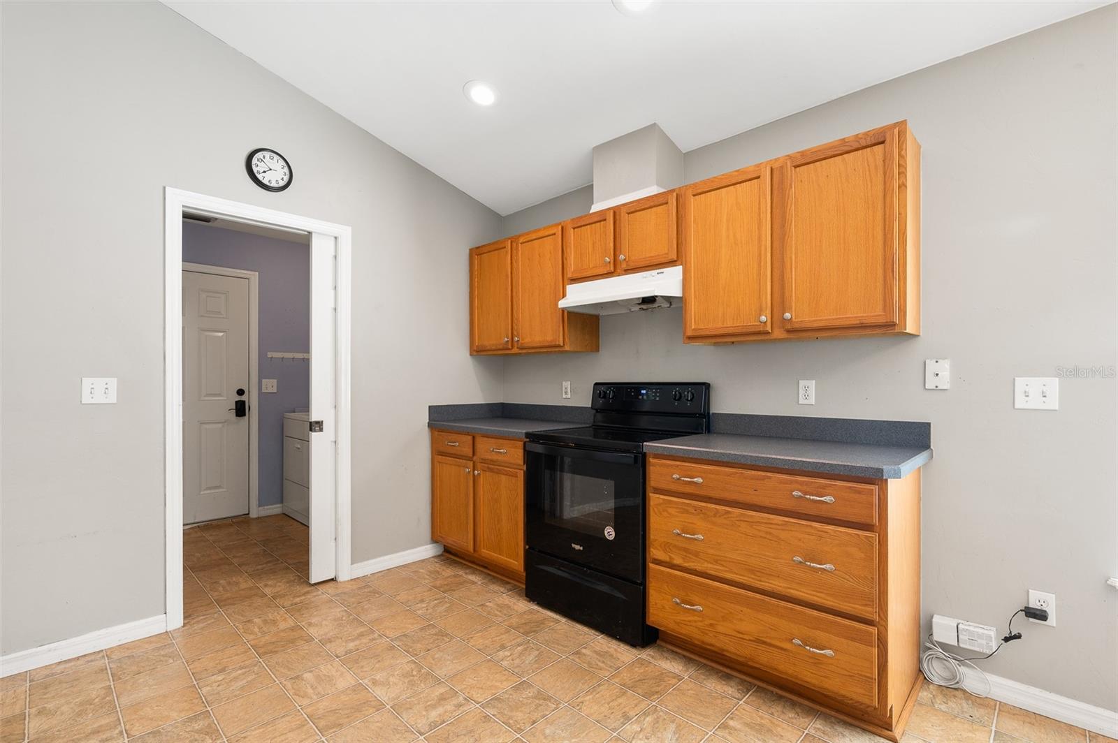 Image 11 of 42 For 7462 84th Drive