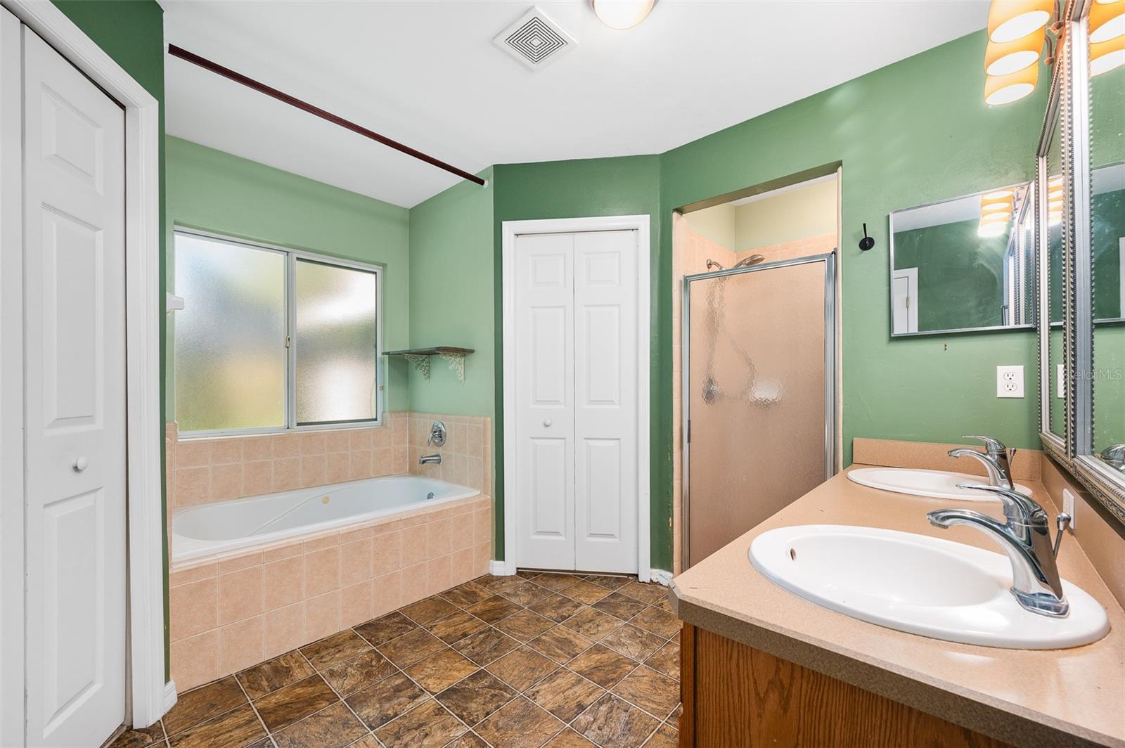 Image 16 of 42 For 7462 84th Drive