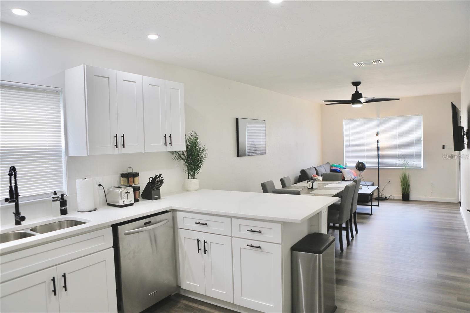 Image 6 of 23 For 3308 26th Way B