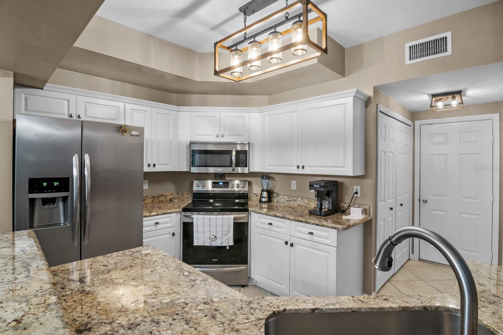 Image 9 of 23 For 4933 1st Place 110