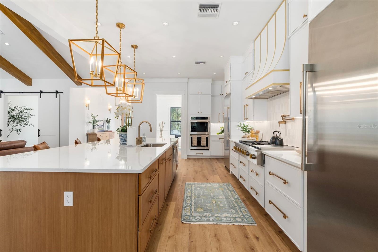 Image 16 of 67 For 17104 11th Court