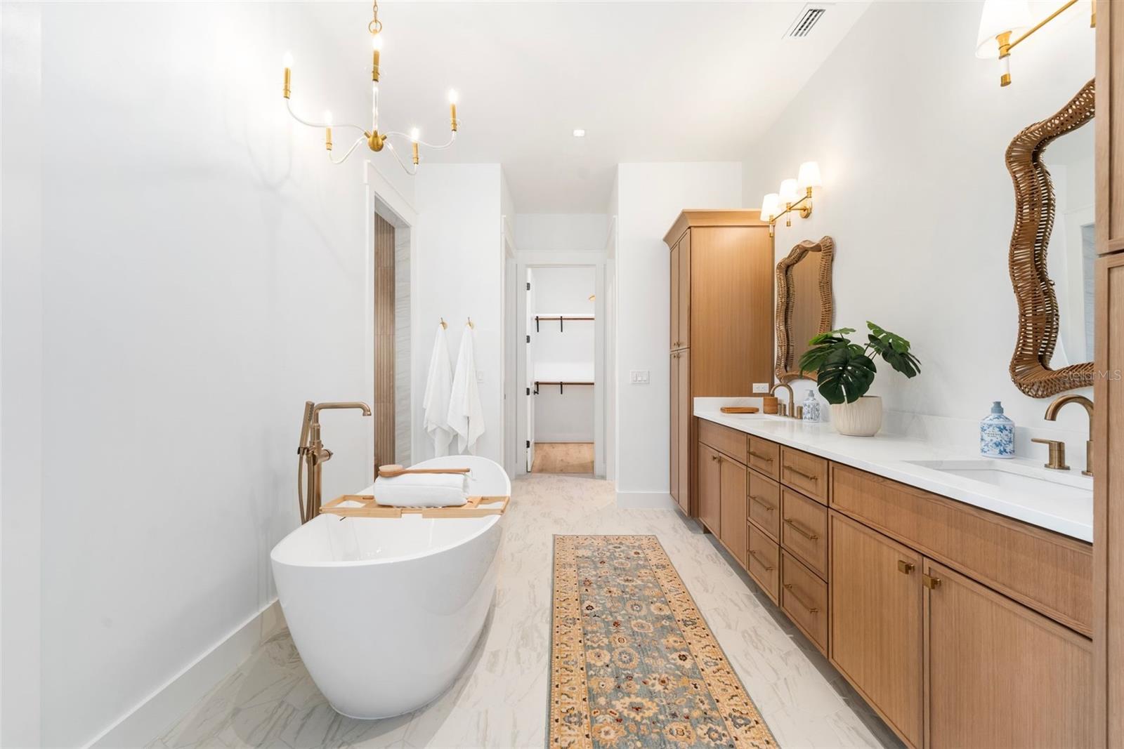 Image 27 of 67 For 17104 11th Court