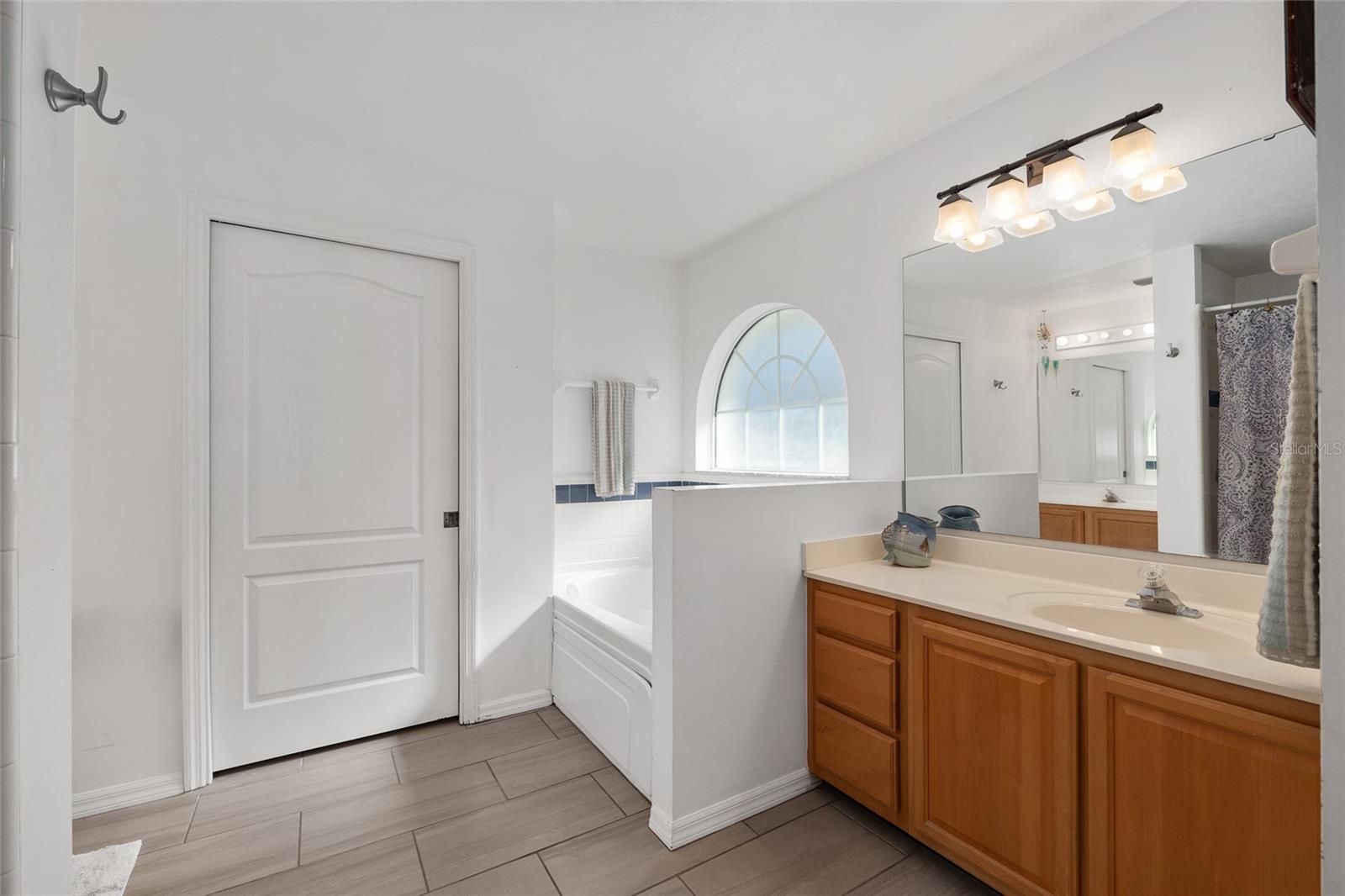 Image 17 of 32 For 9128 238th Street