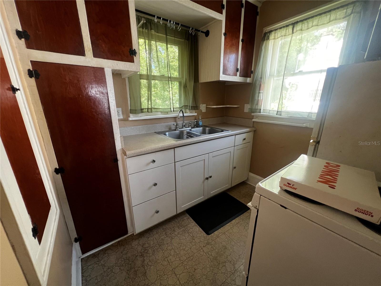 Image 17 of 20 For 2032 3rd Avenue