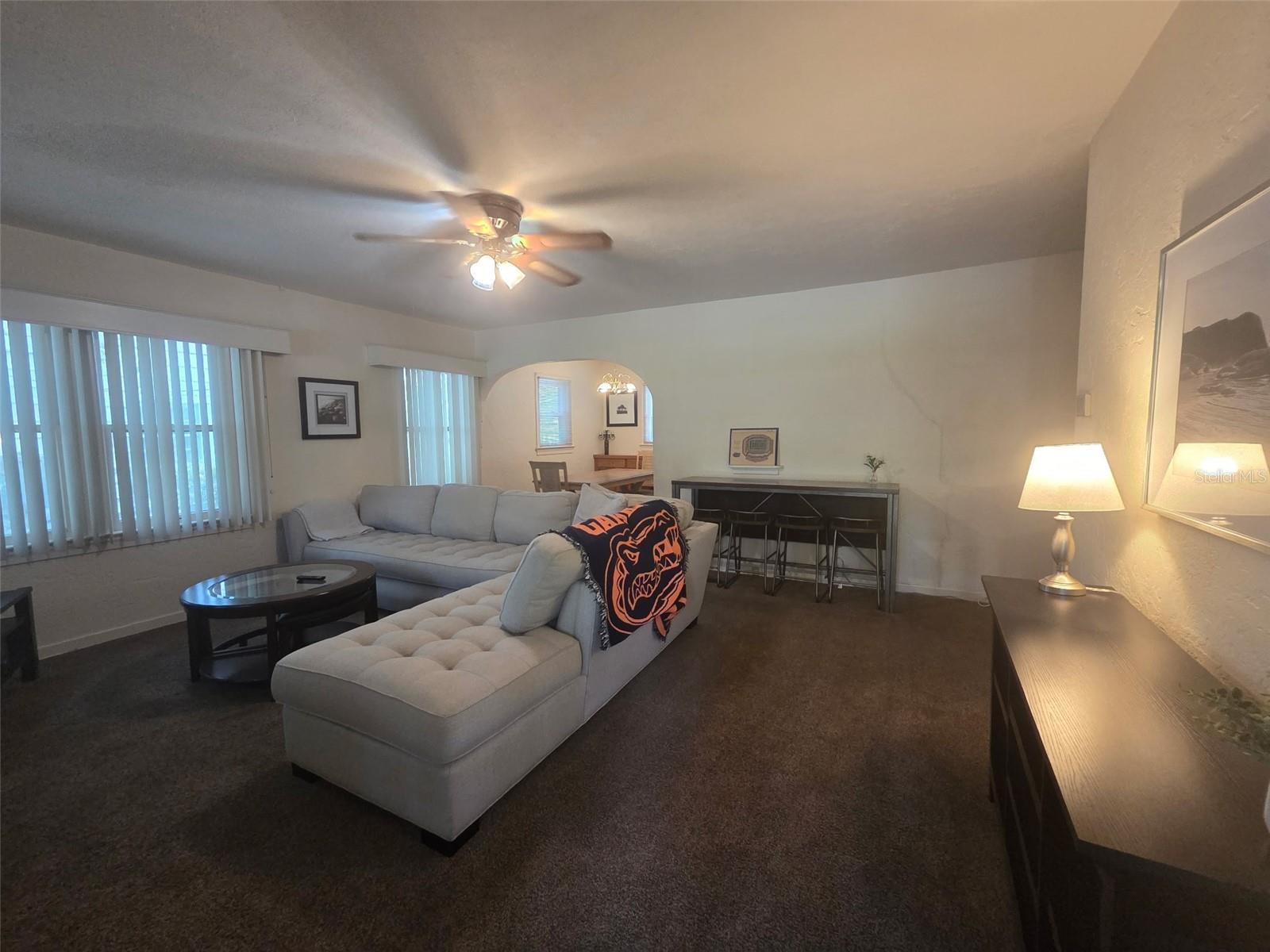 Image 2 of 20 For 2032 3rd Avenue