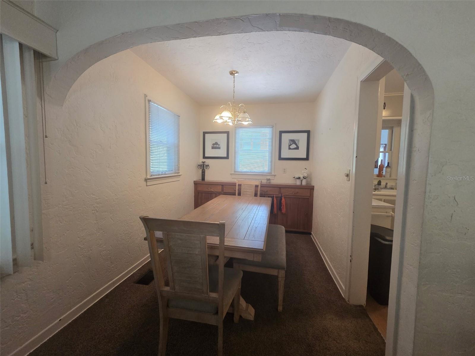 Image 3 of 20 For 2032 3rd Avenue