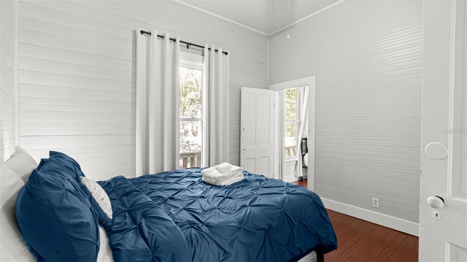 Image 21 of 35 For 101 9th Street