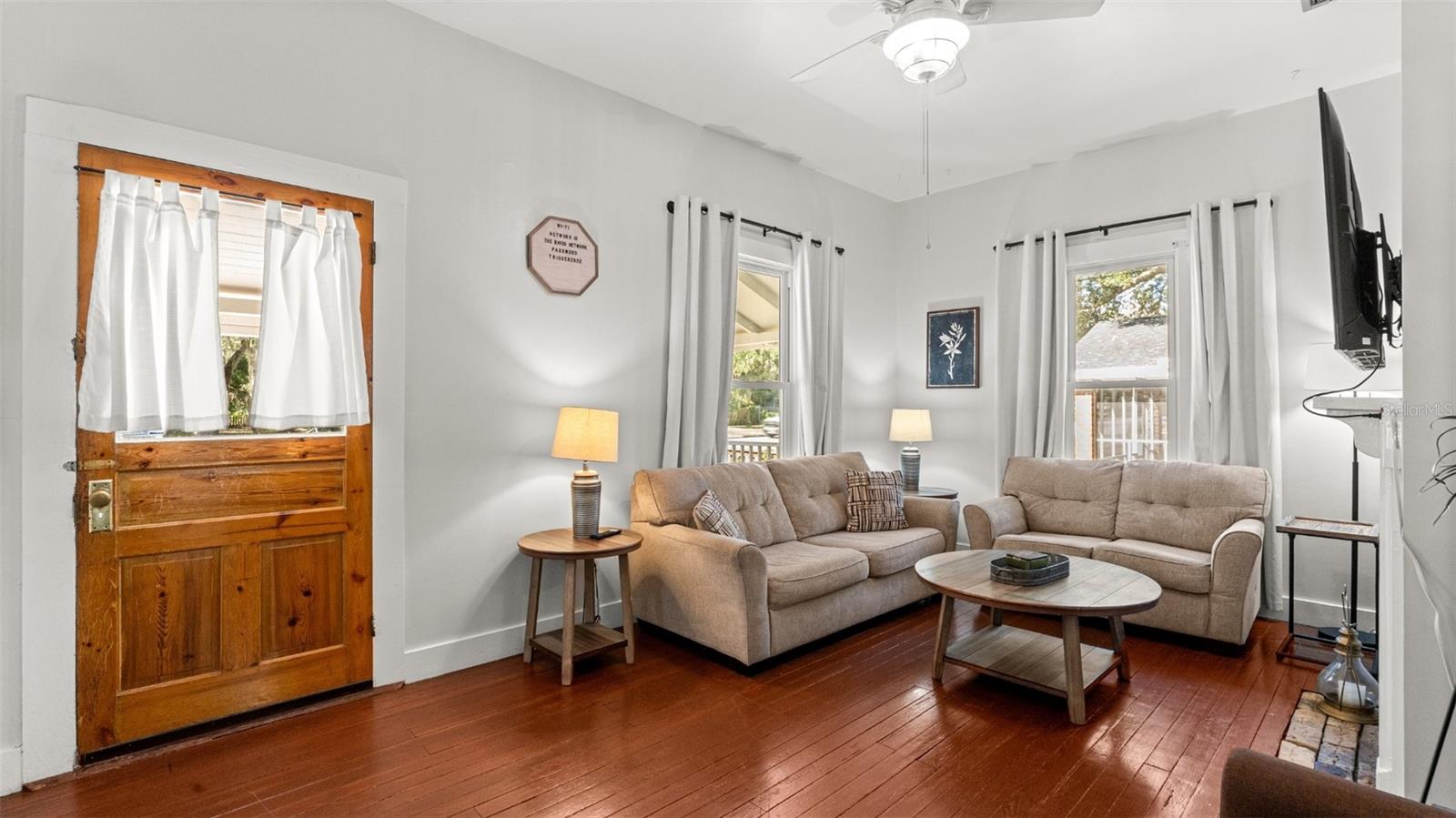 Image 7 of 35 For 101 9th Street