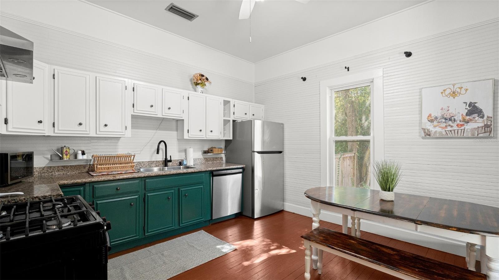 Image 9 of 35 For 101 9th Street