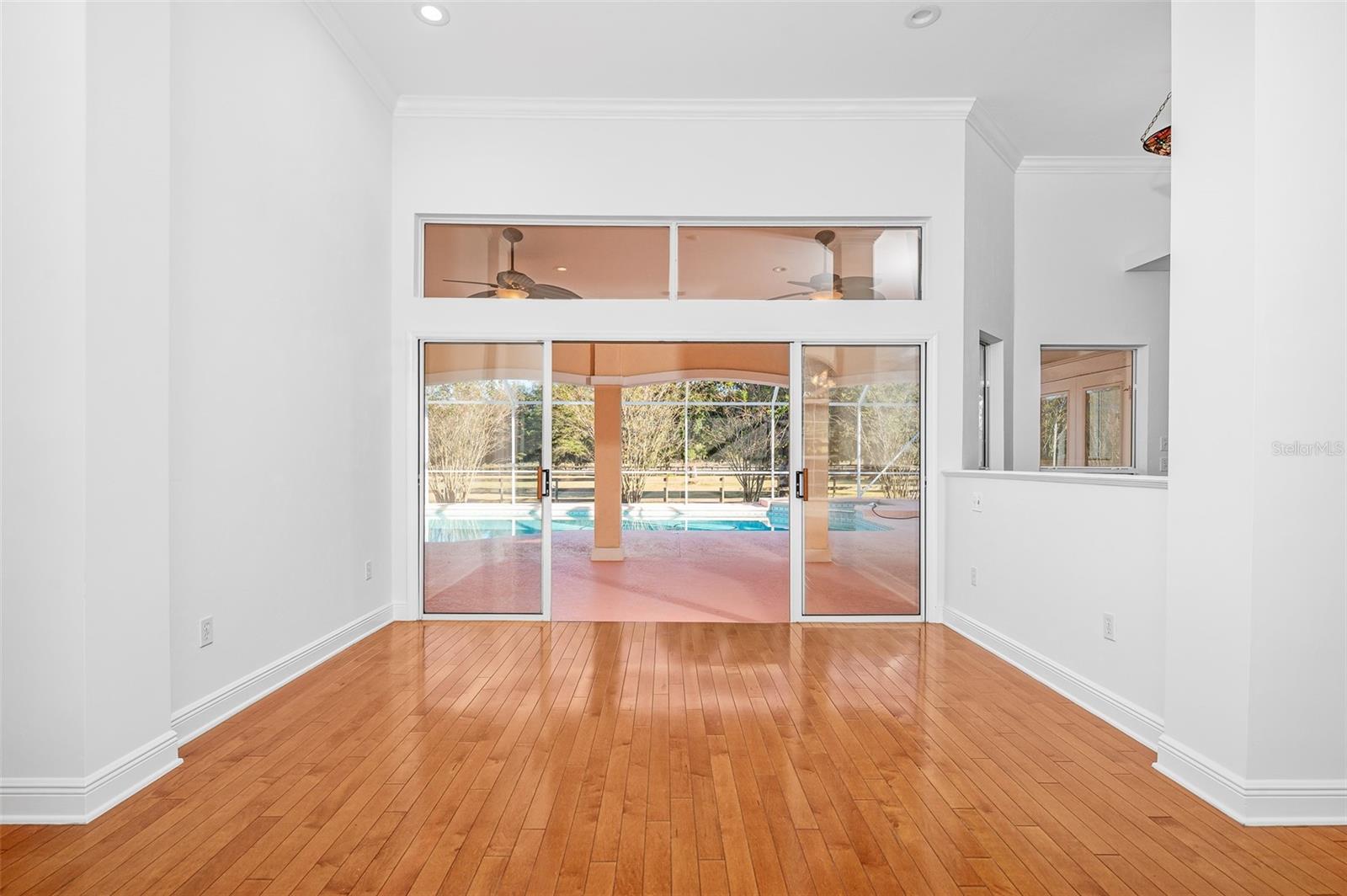 Image 14 of 61 For 12119 122nd Terrace