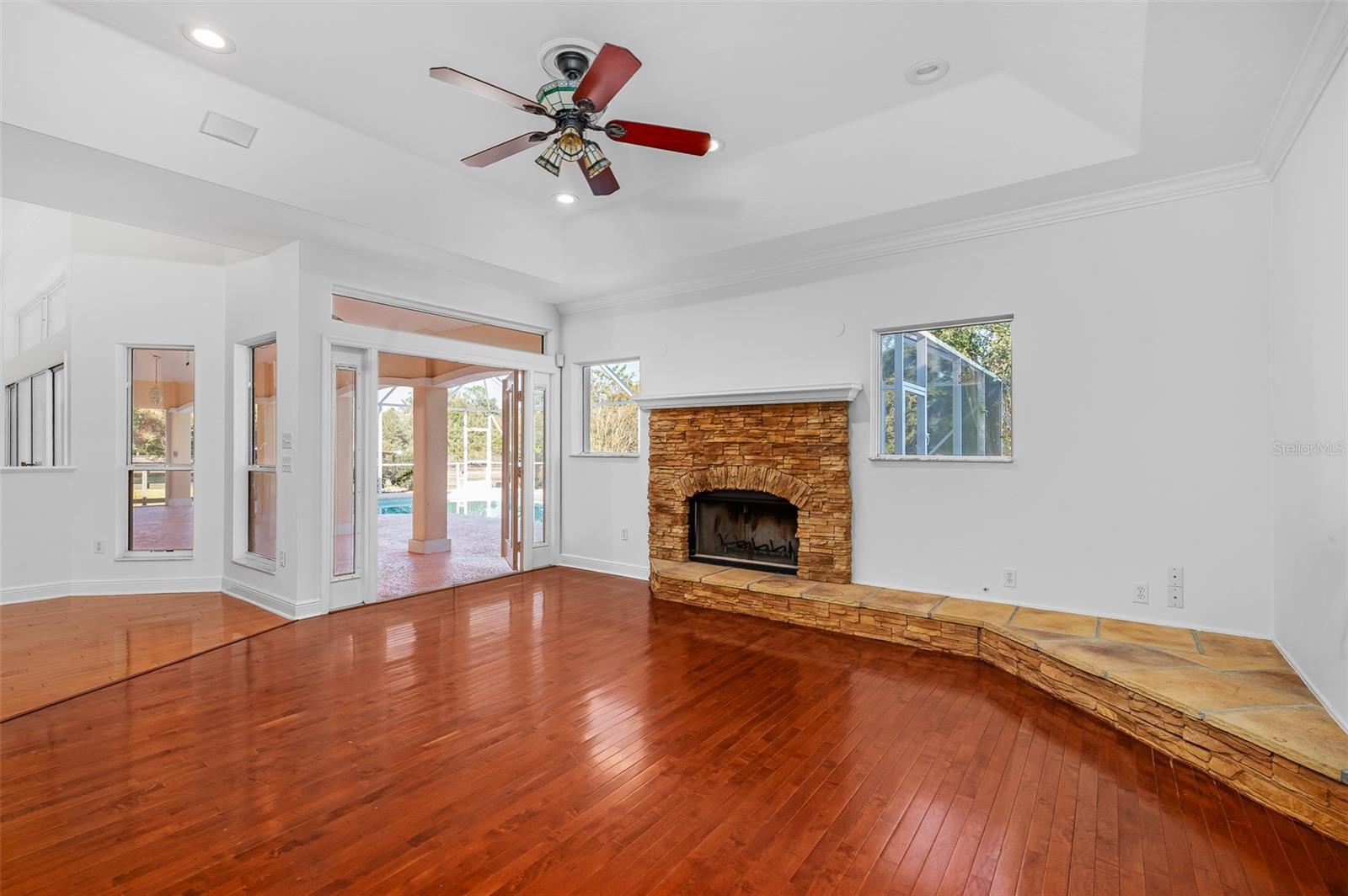 Image 26 of 61 For 12119 122nd Terrace