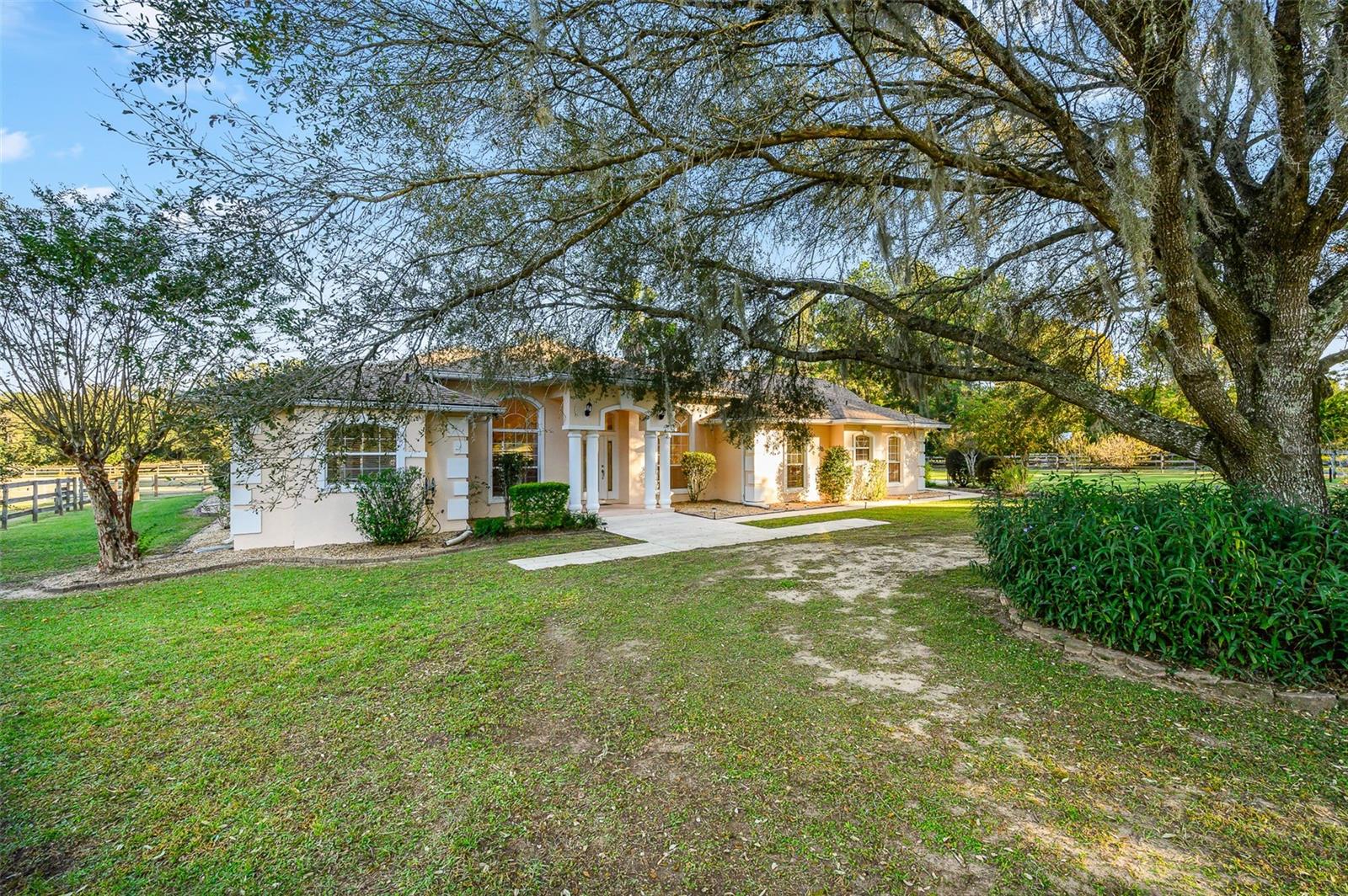 Image 5 of 61 For 12119 122nd Terrace