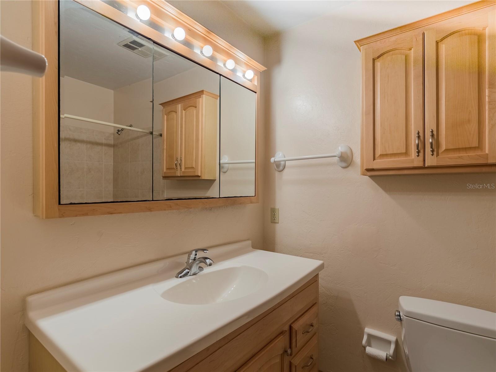 Image 8 of 12 For 6112 52nd Terrace