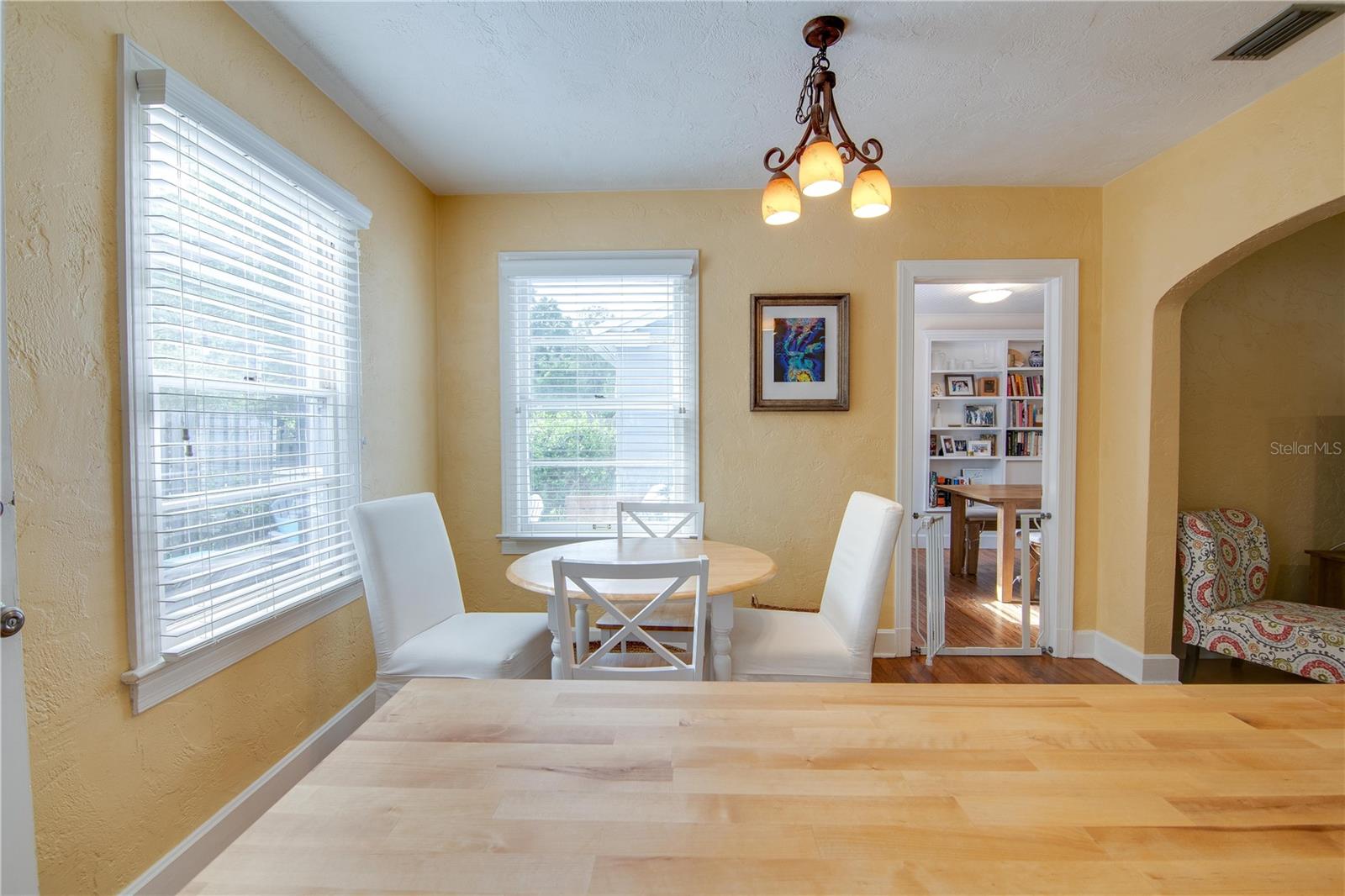 Image 15 of 32 For 407 8th Street