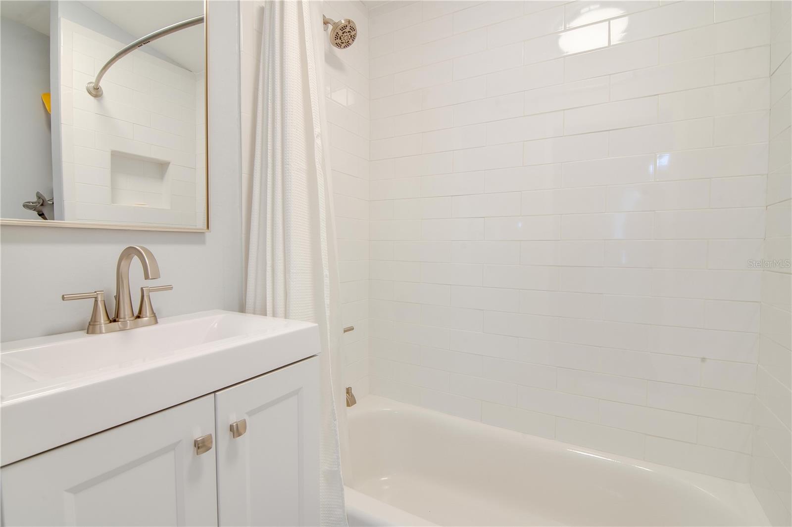 Image 19 of 32 For 407 8th Street