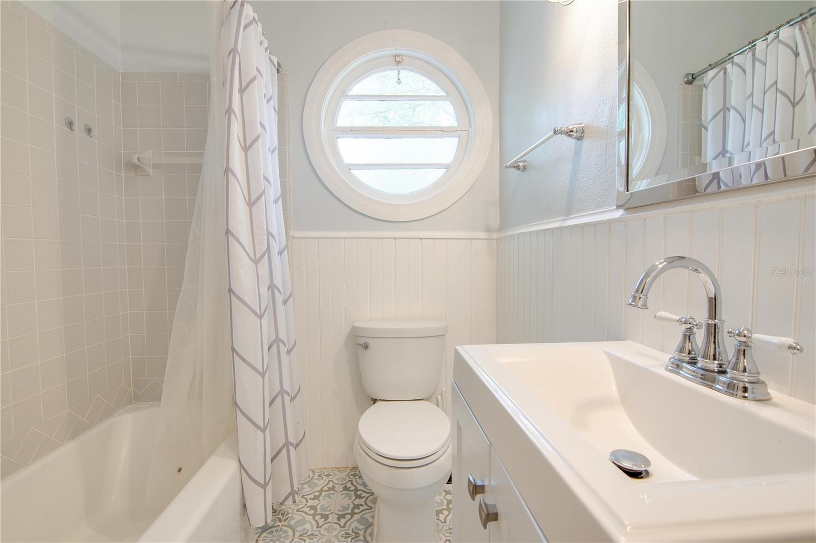 Image 9 of 32 For 407 8th Street