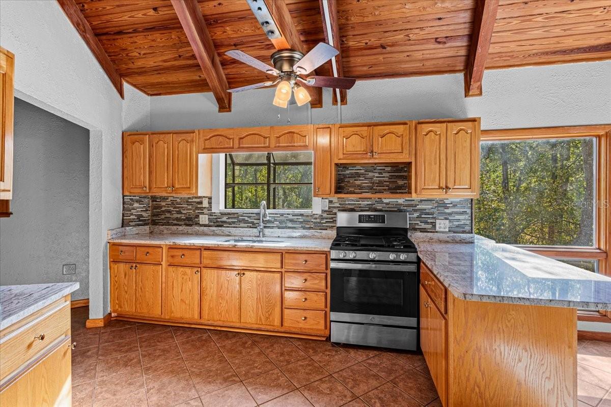 Image 12 of 57 For 6725 68th Drive