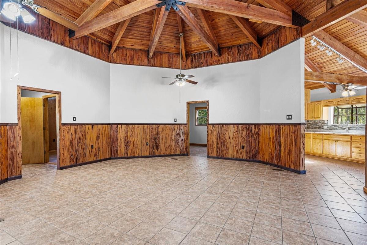 Image 37 of 57 For 6725 68th Drive