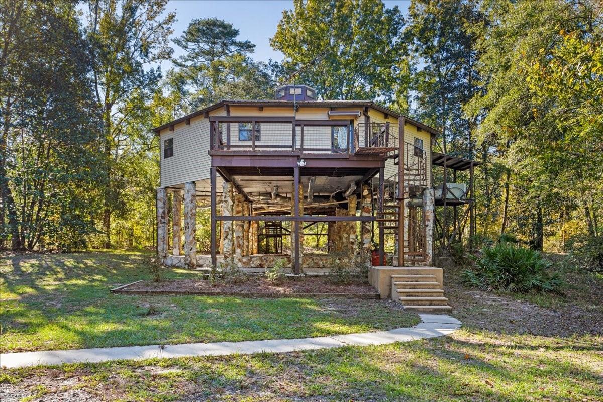 Image 4 of 57 For 6725 68th Drive