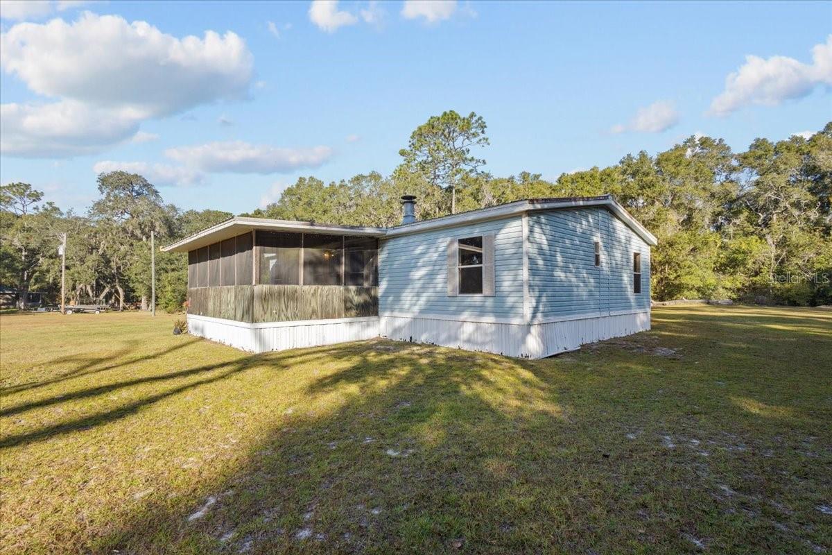 Image 24 of 38 For 9051 125th Lane