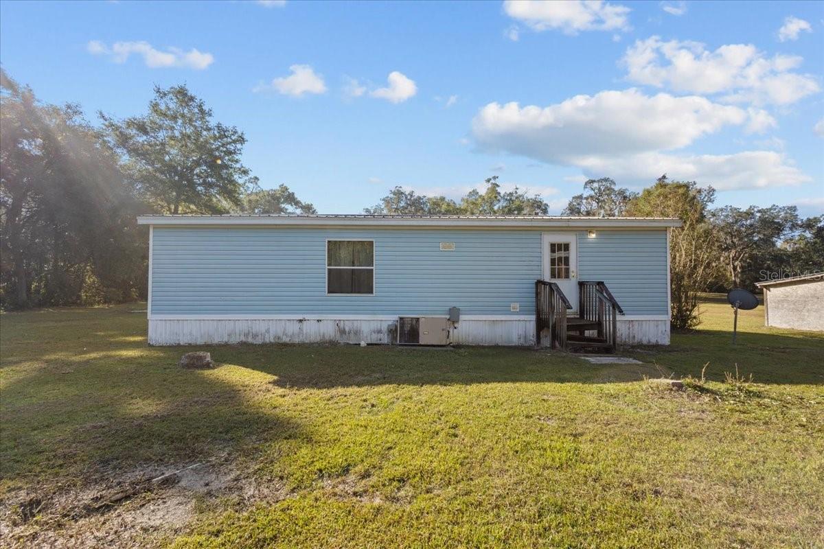 Image 26 of 38 For 9051 125th Lane