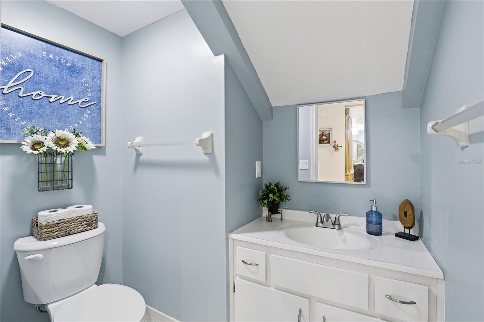 Image 15 of 38 For 3806 17th Street