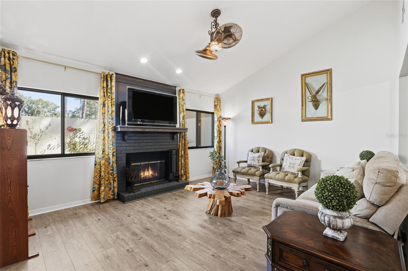 Image 3 of 38 For 3806 17th Street