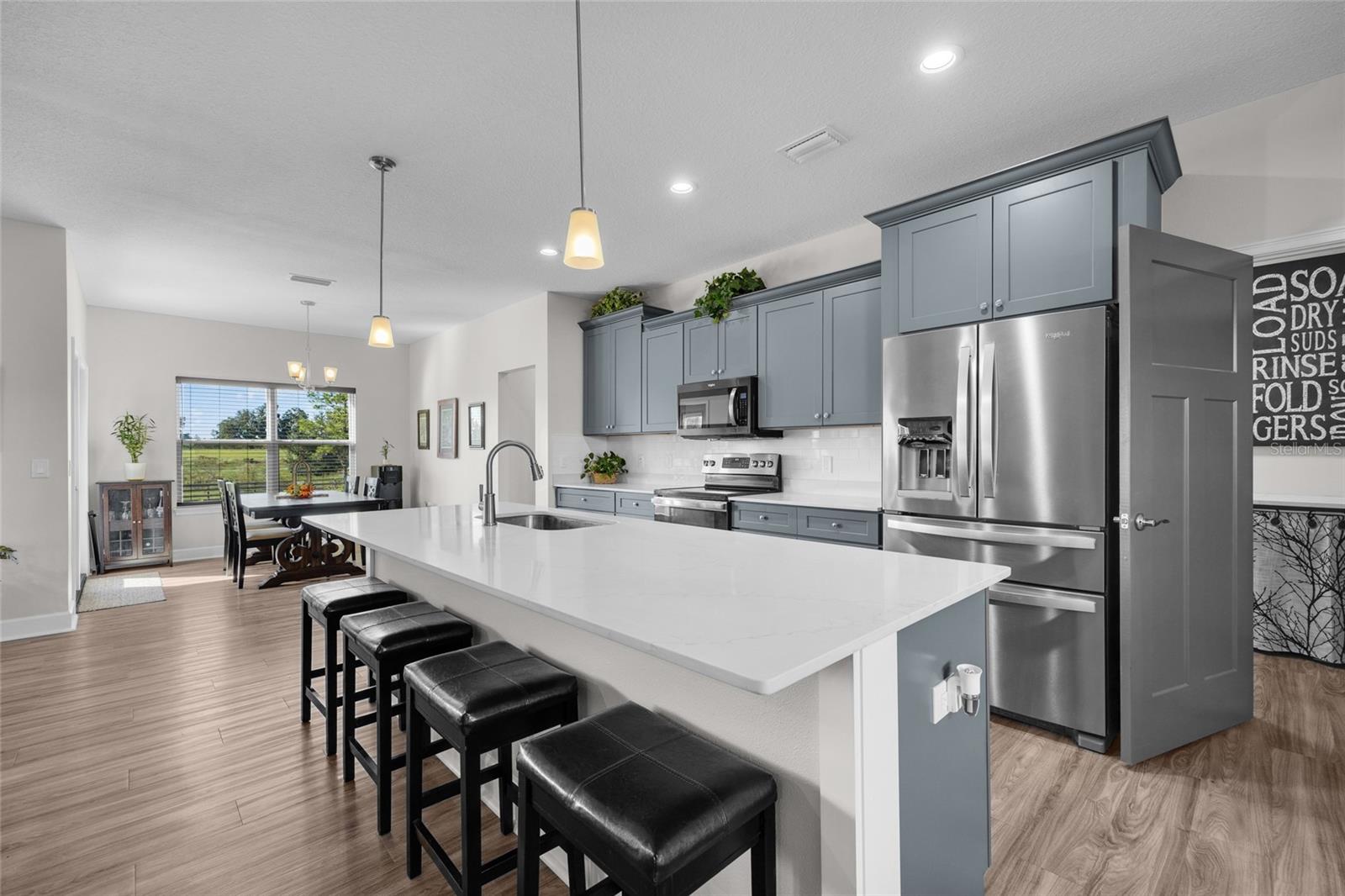 Image 11 of 39 For 10172 98th Path