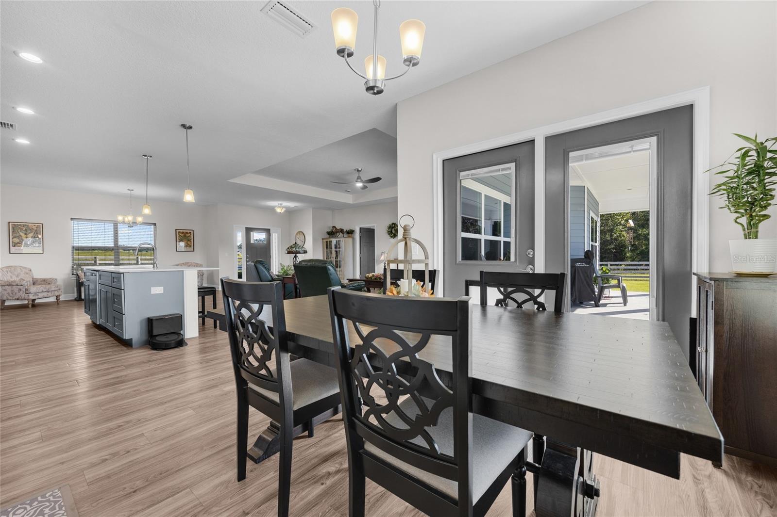 Image 14 of 39 For 10172 98th Path