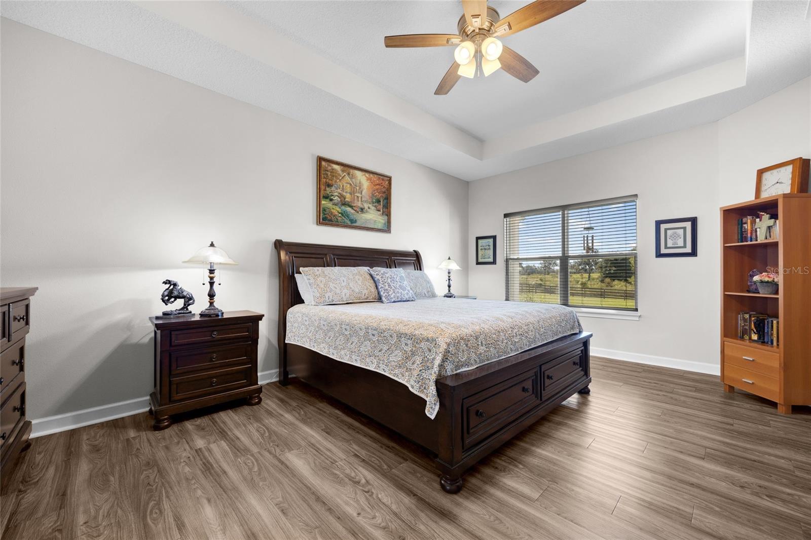 Image 15 of 39 For 10172 98th Path