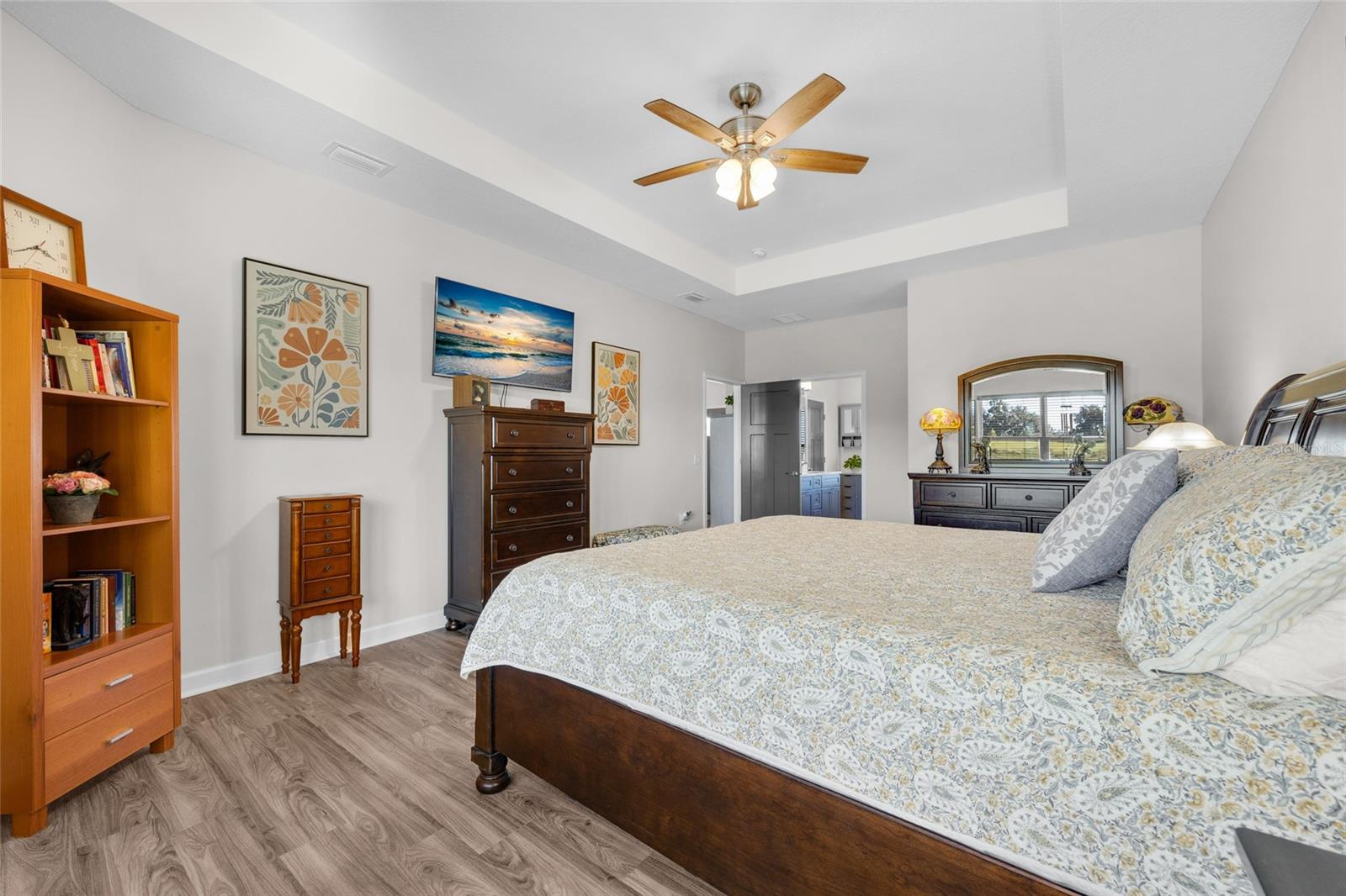 Image 16 of 39 For 10172 98th Path