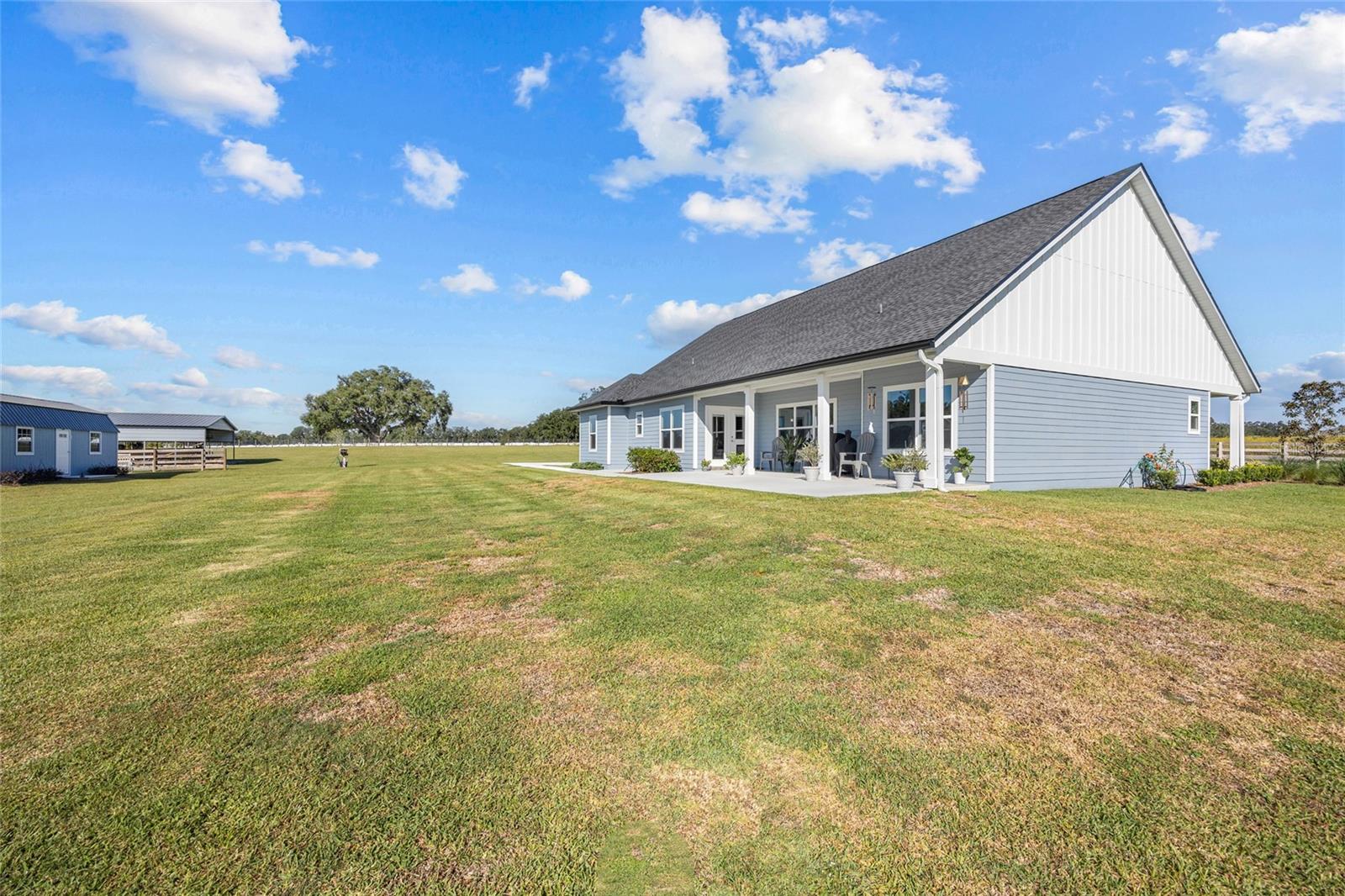 Image 30 of 39 For 10172 98th Path