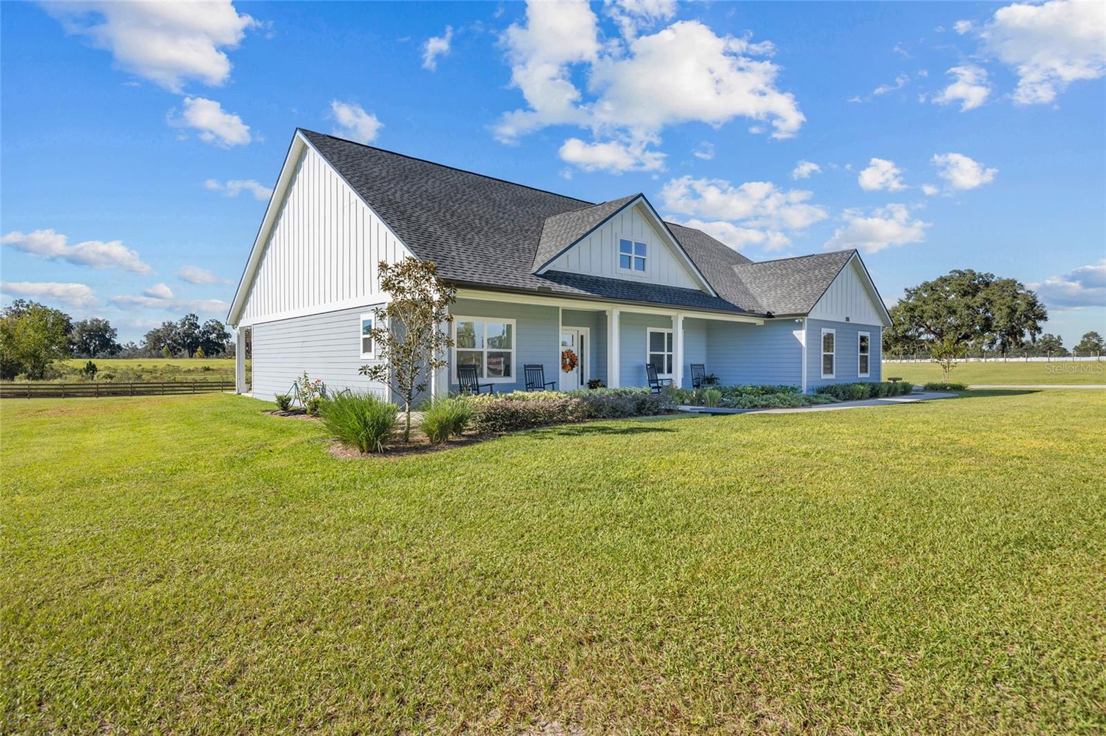 Image 31 of 39 For 10172 98th Path