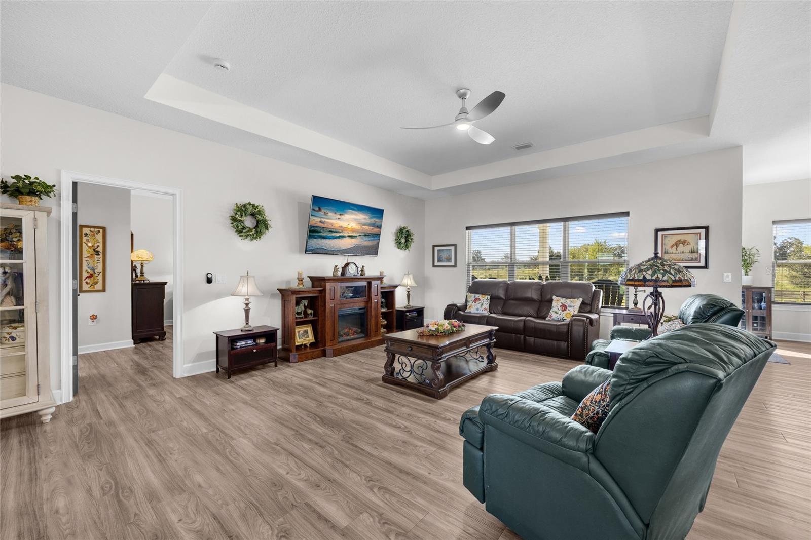 Image 5 of 39 For 10172 98th Path