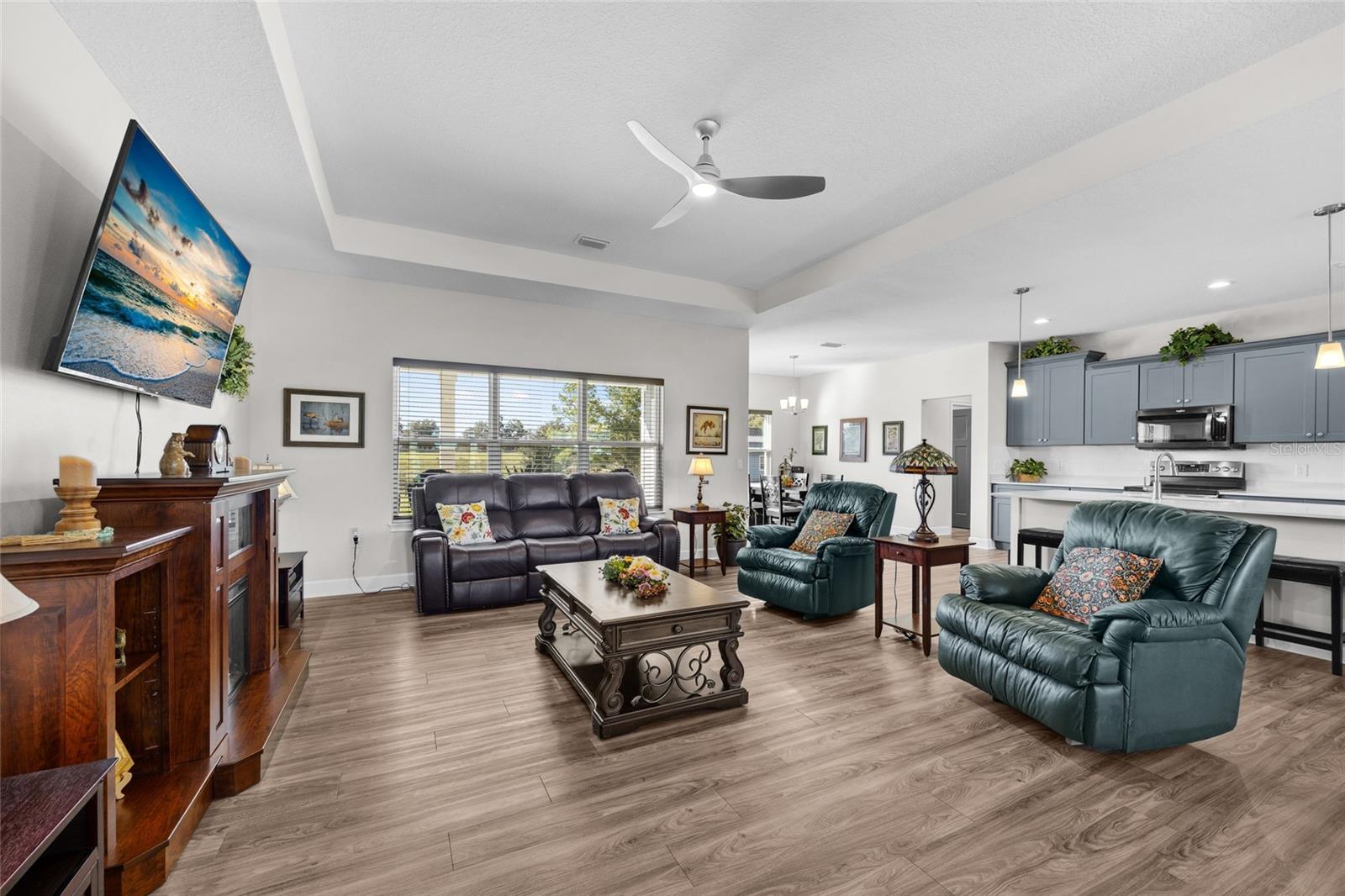 Image 6 of 39 For 10172 98th Path