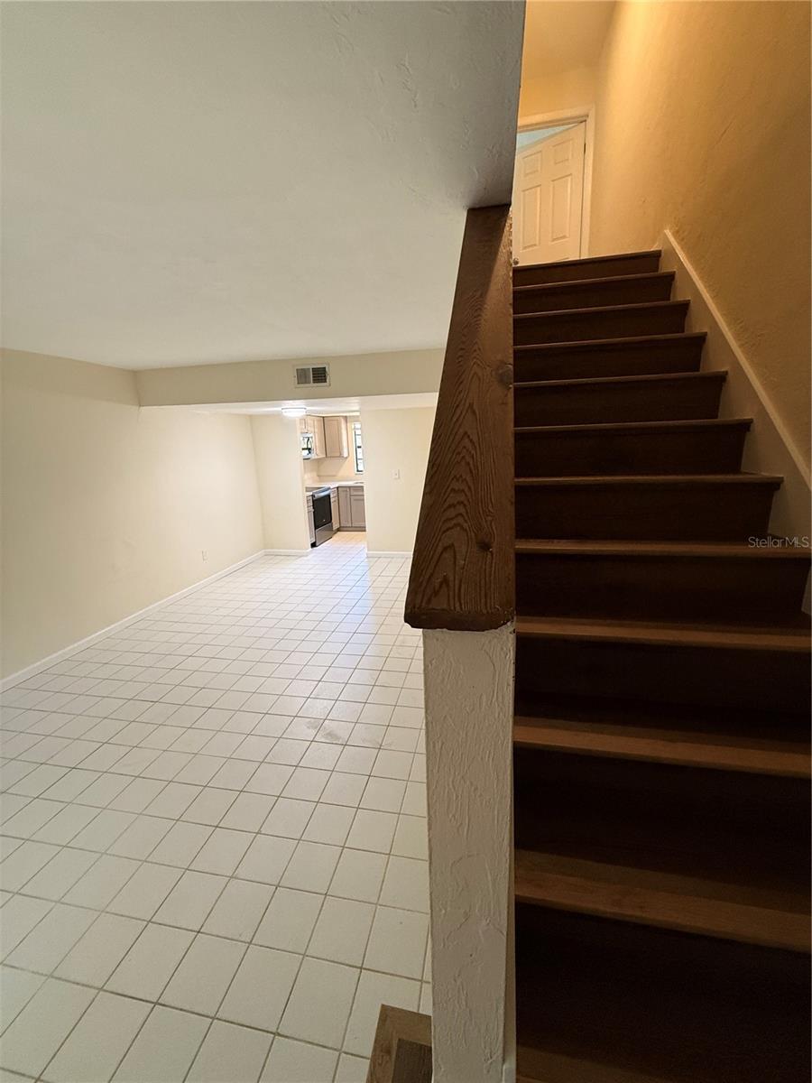 Image 16 of 35 For 914 59th Terrace B