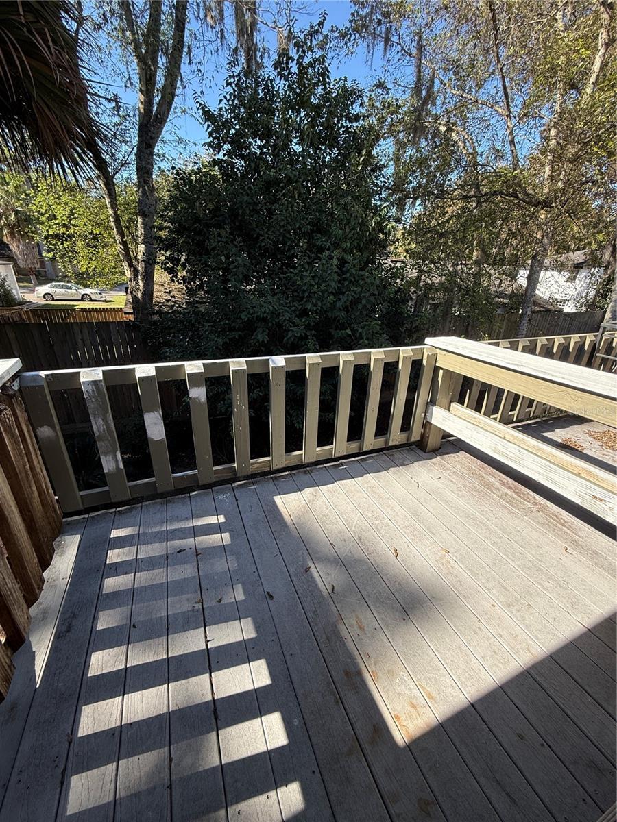 Image 32 of 35 For 914 59th Terrace B