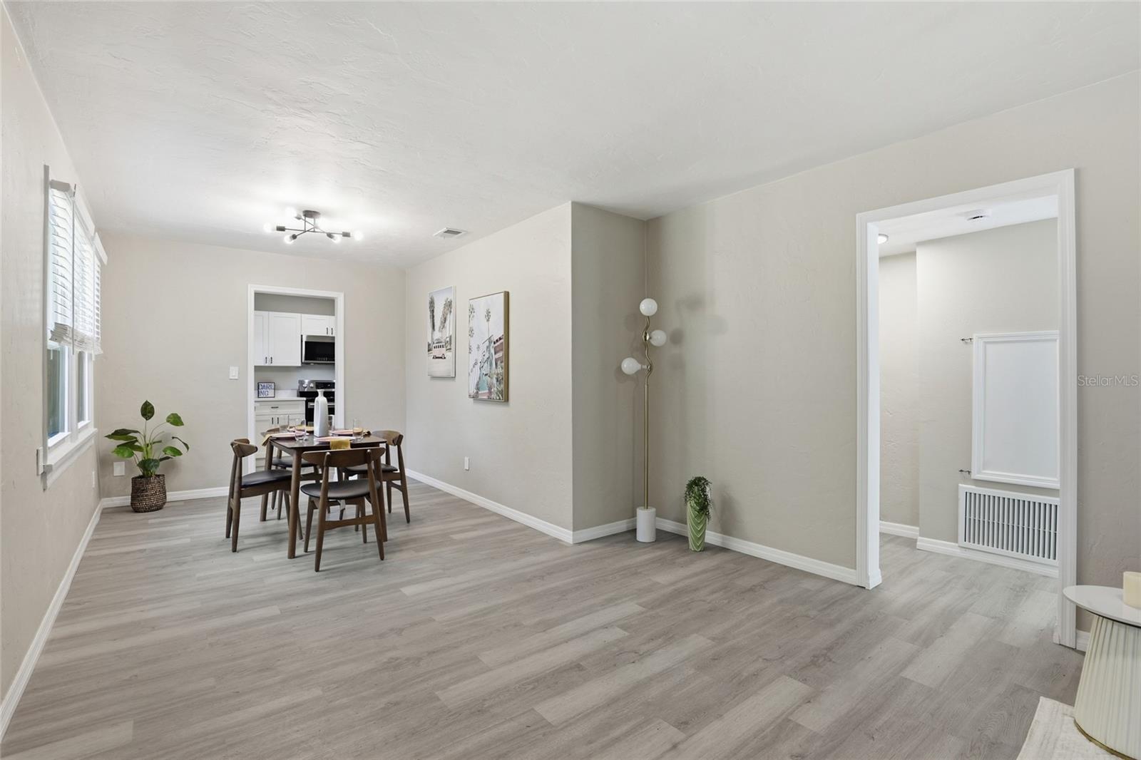 Image 7 of 22 For 301 6th Street